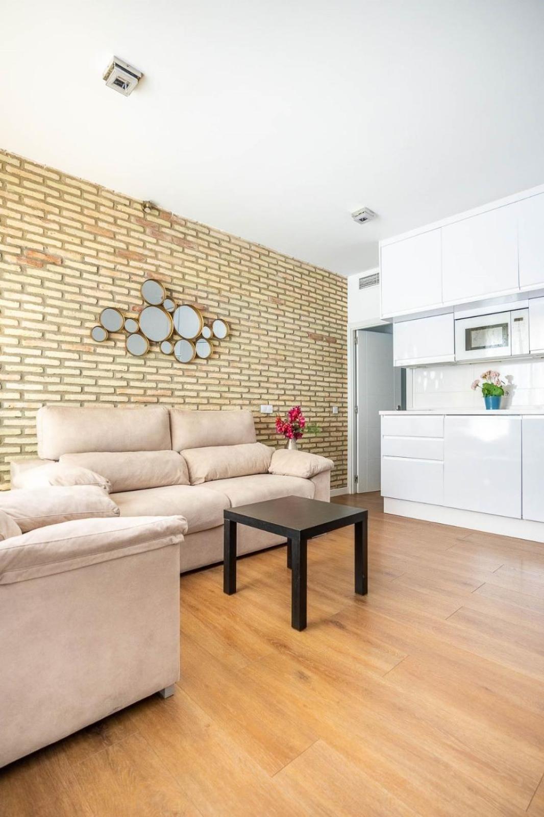Bc2 Aparcamiento Incluido 2d&2b Renovado Junto A Muralla Macarena E Isla Mágica Apartamento Sevilla