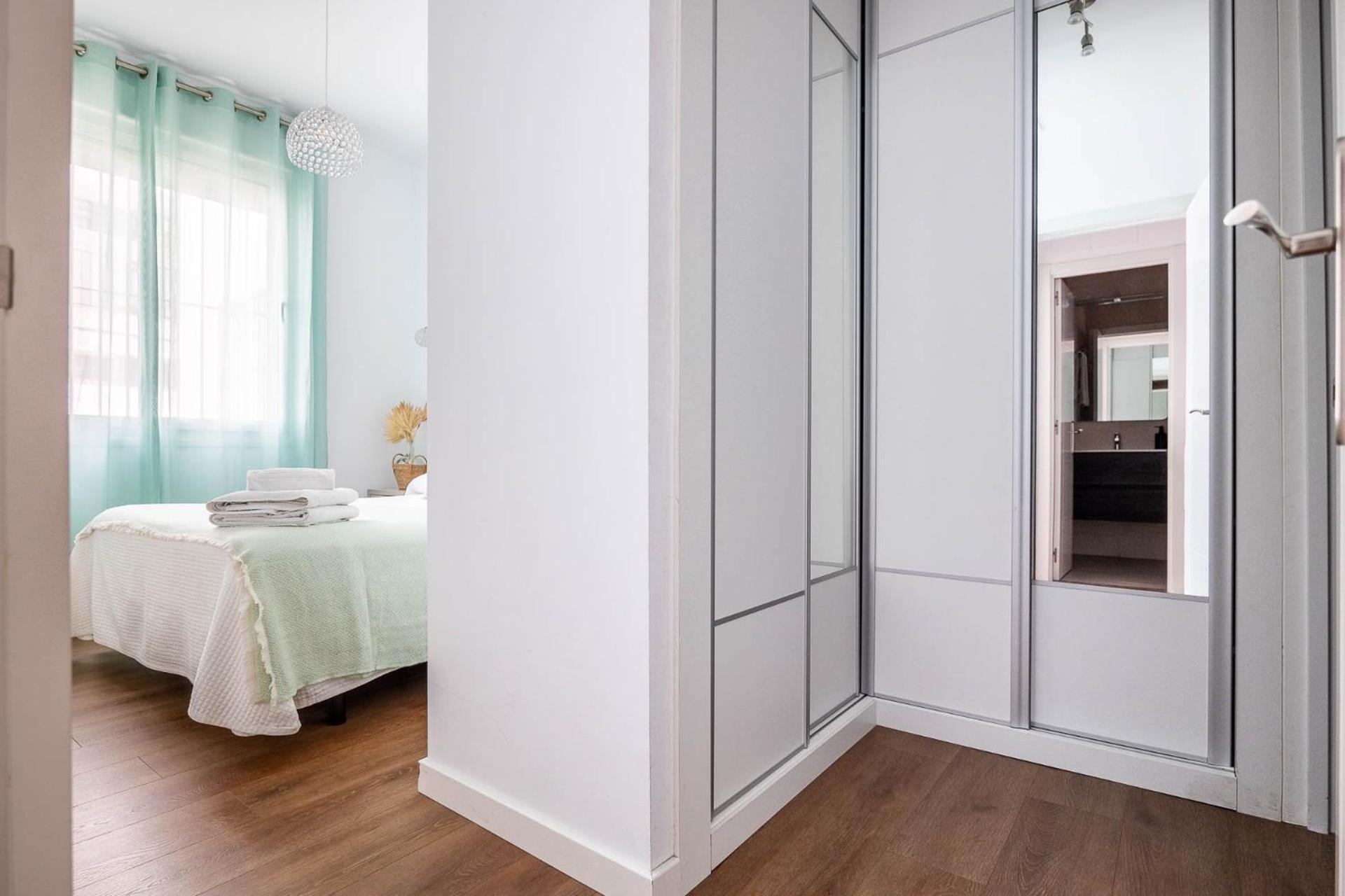 Bc2 Aparcamiento Incluido 2d&2b Renovado Junto A Muralla Macarena E Isla Mágica Apartamento Sevilla